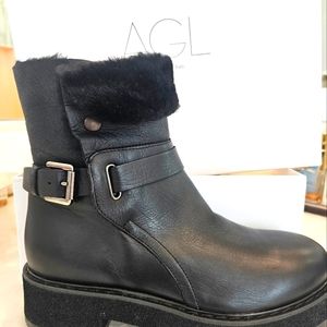 NIB AGL | Booties